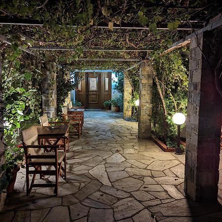 Guesthouse Christos Skopelos Town Ngoại thất bức ảnh