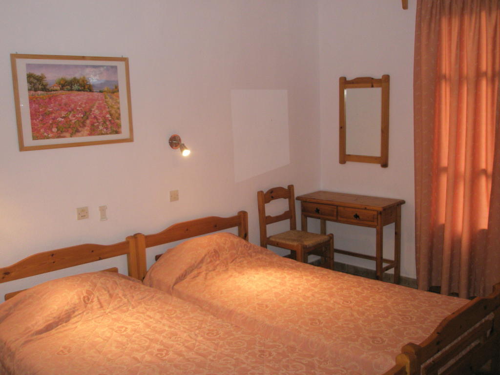 Guesthouse Christos Skopelos Town Ngoại thất bức ảnh