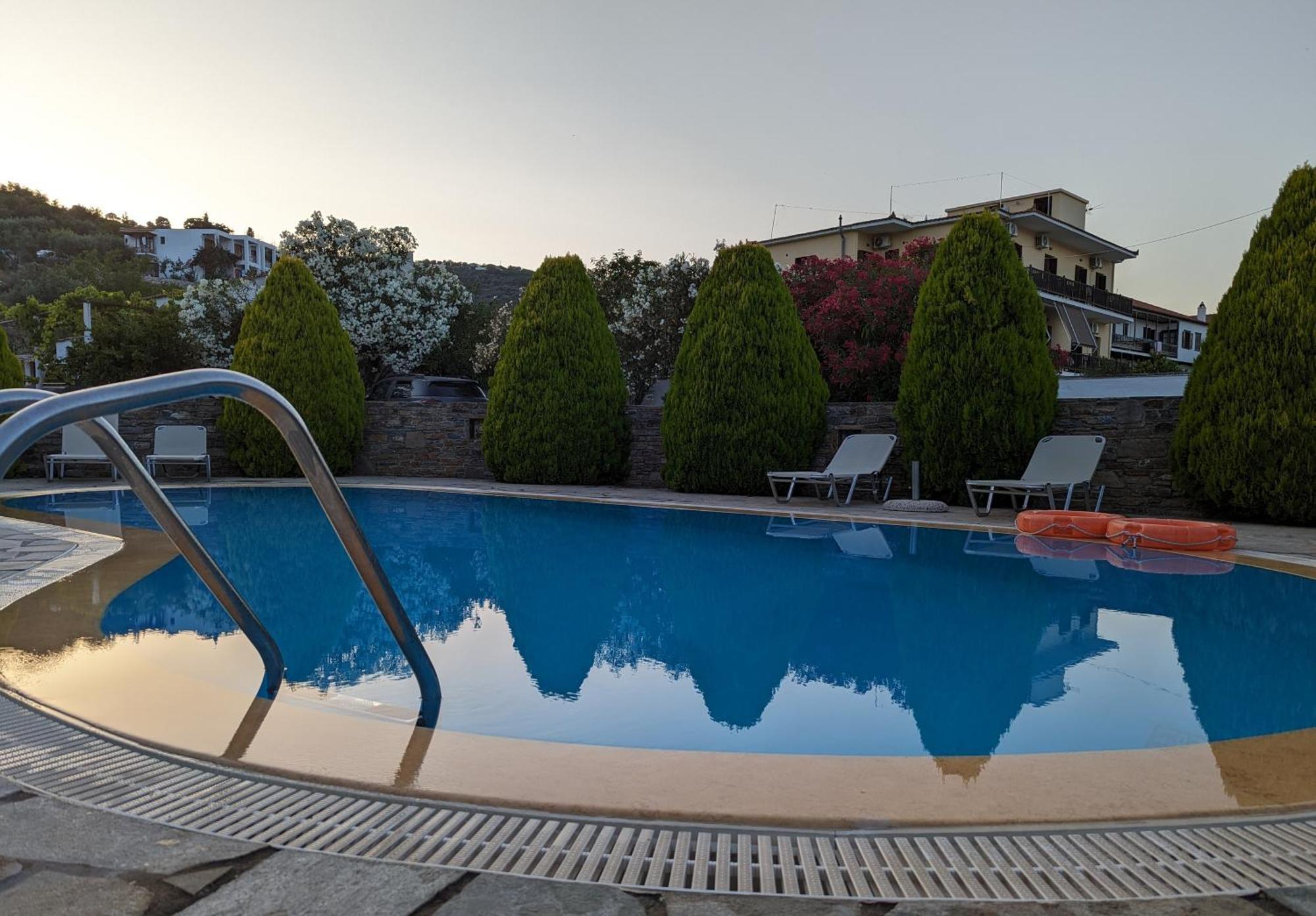 Guesthouse Christos Skopelos Town Ngoại thất bức ảnh