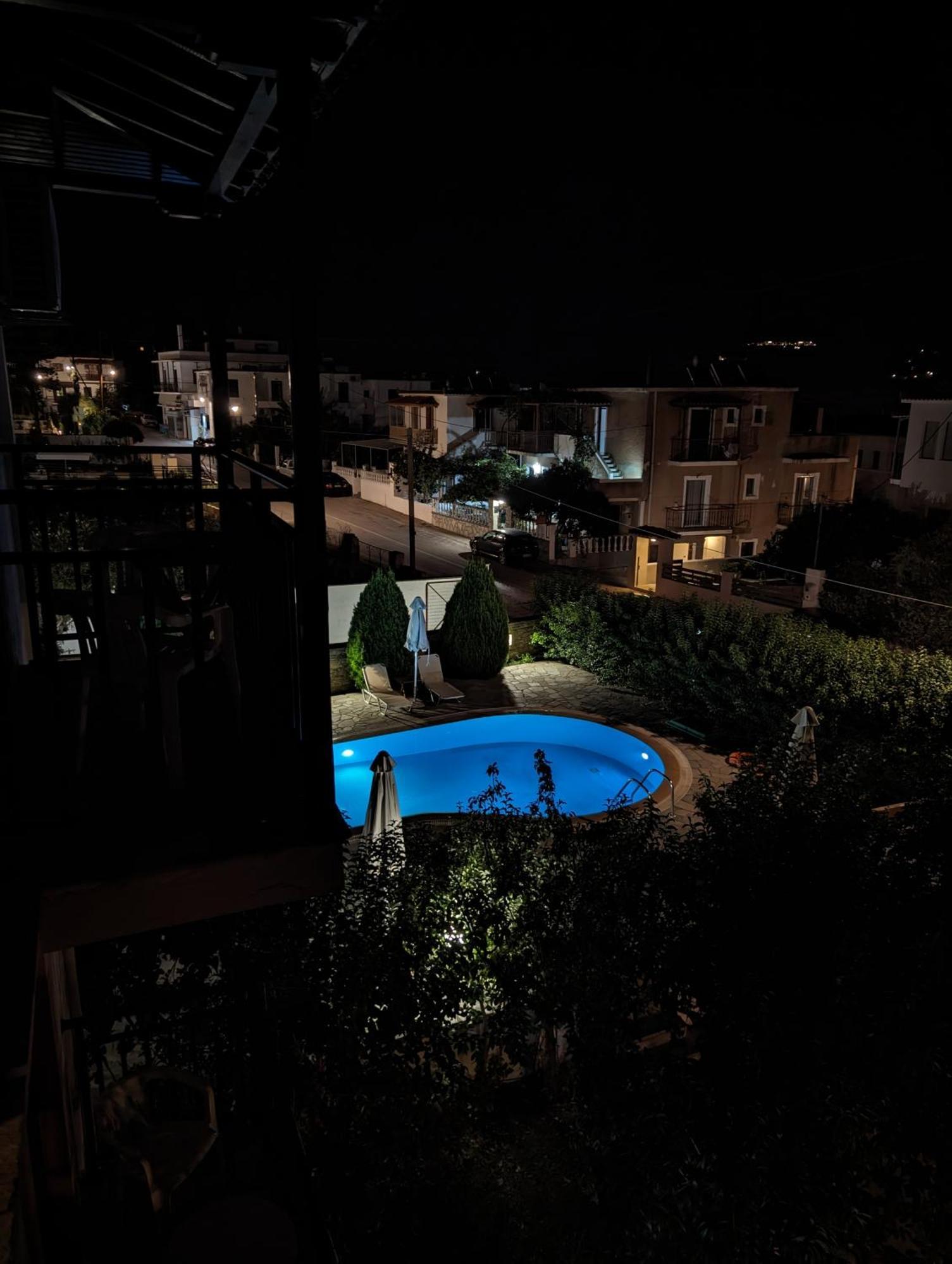 Guesthouse Christos Skopelos Town Ngoại thất bức ảnh