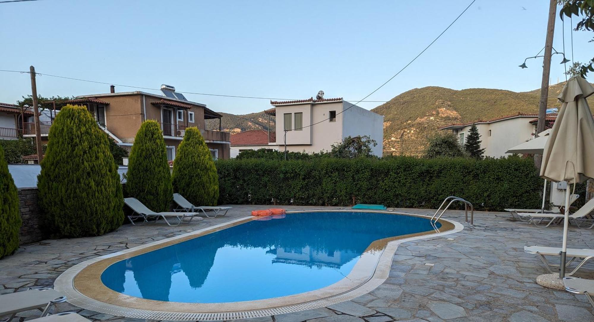 Guesthouse Christos Skopelos Town Ngoại thất bức ảnh