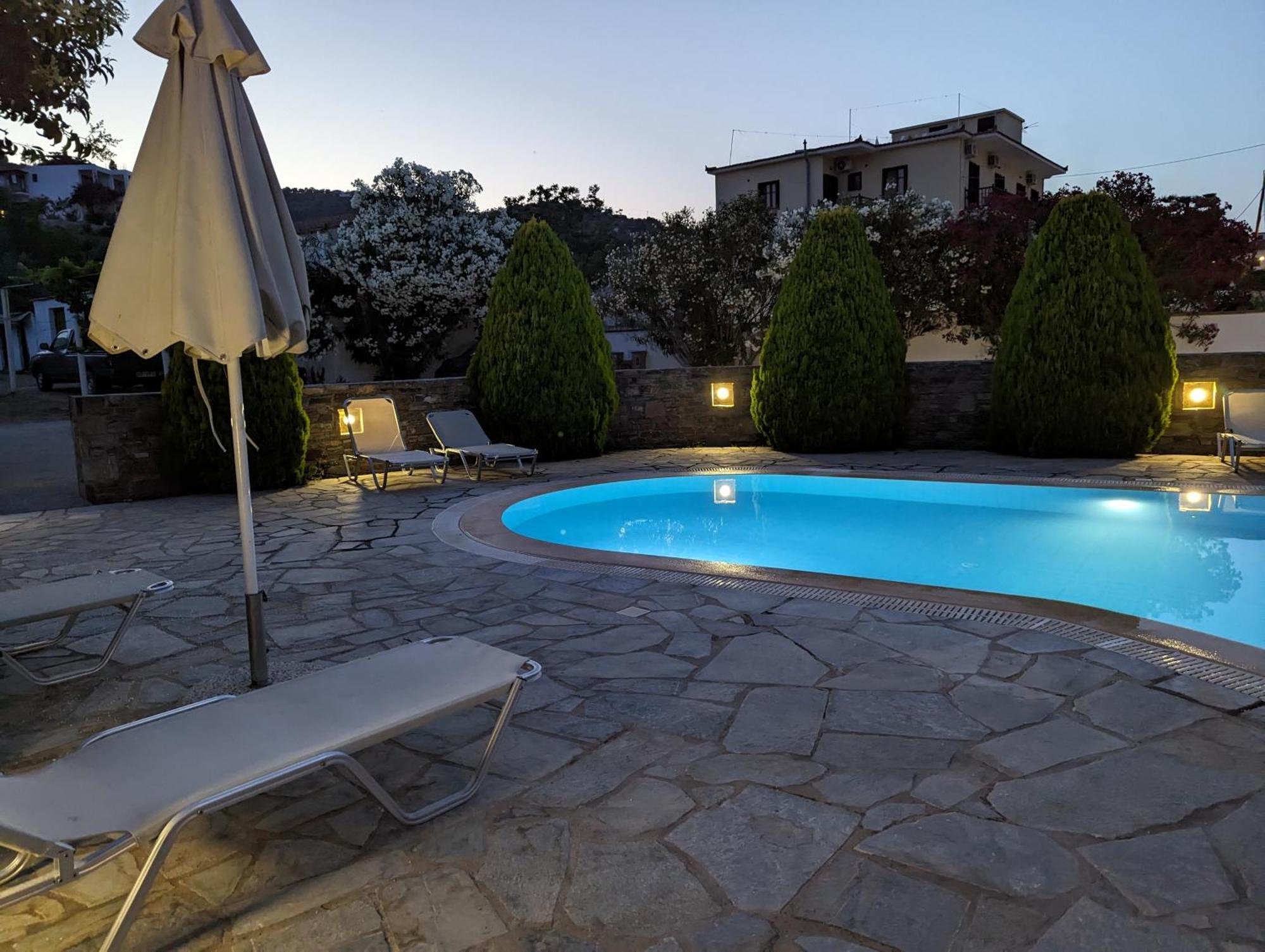 Guesthouse Christos Skopelos Town Ngoại thất bức ảnh