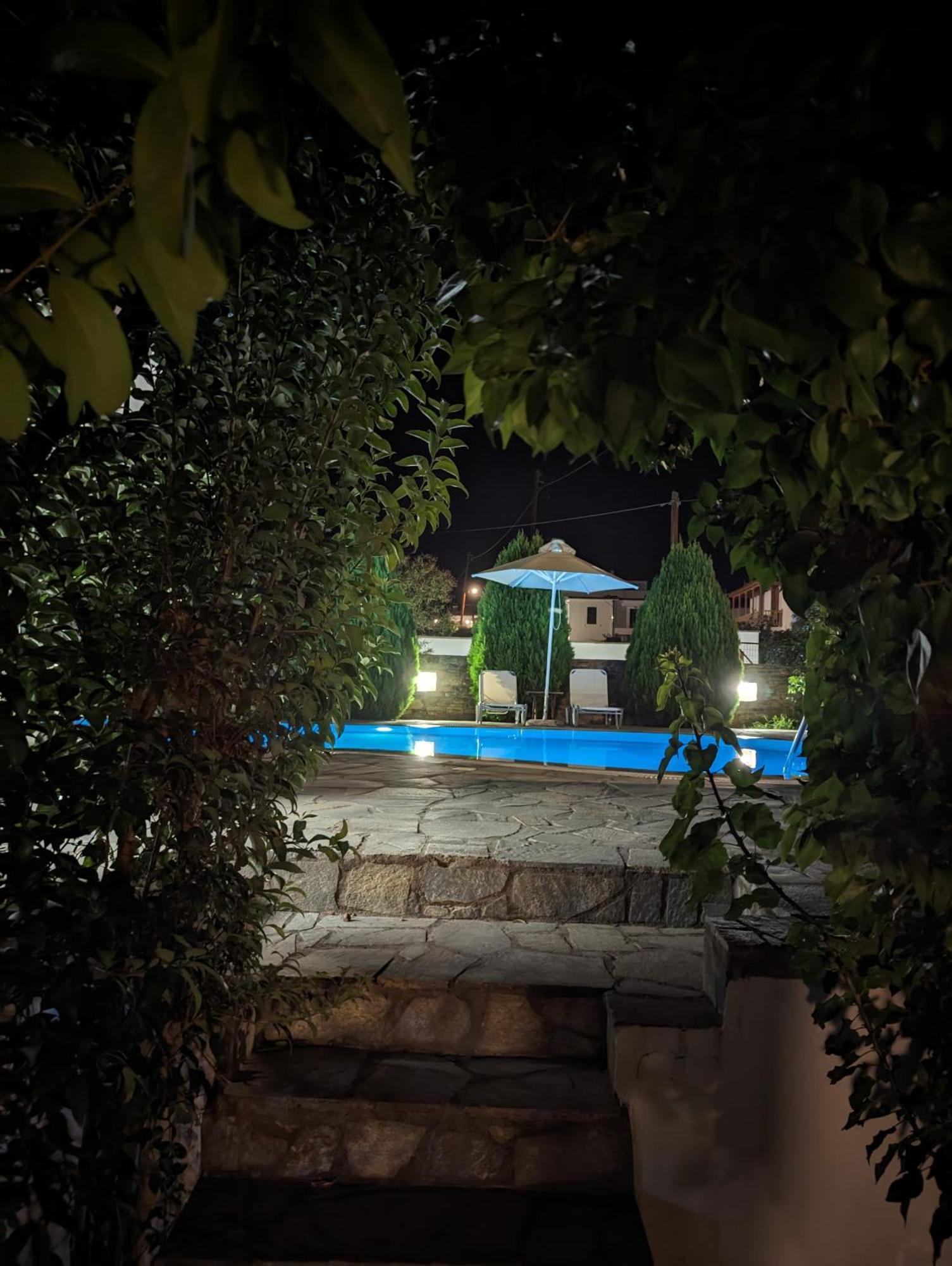 Guesthouse Christos Skopelos Town Ngoại thất bức ảnh