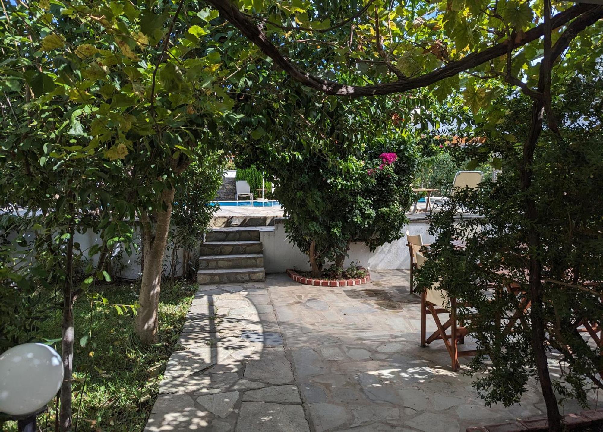 Guesthouse Christos Skopelos Town Ngoại thất bức ảnh