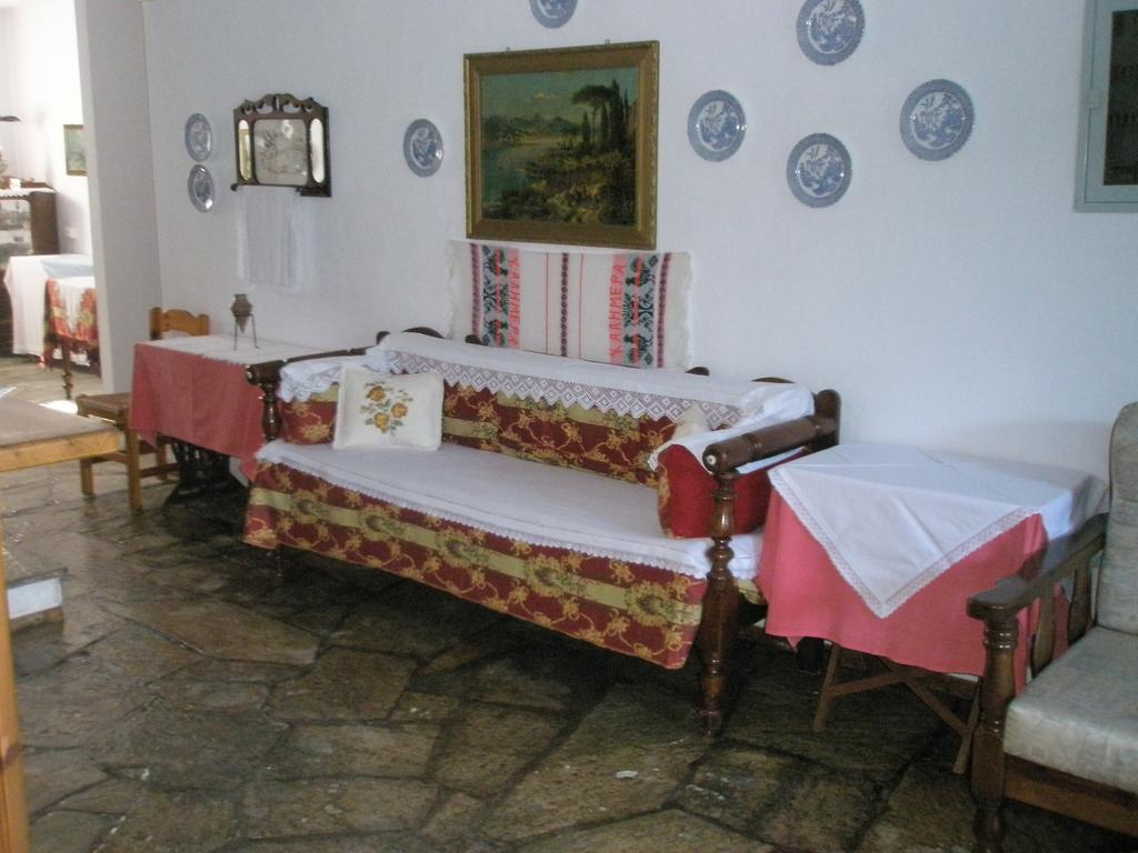 Guesthouse Christos Skopelos Town Ngoại thất bức ảnh