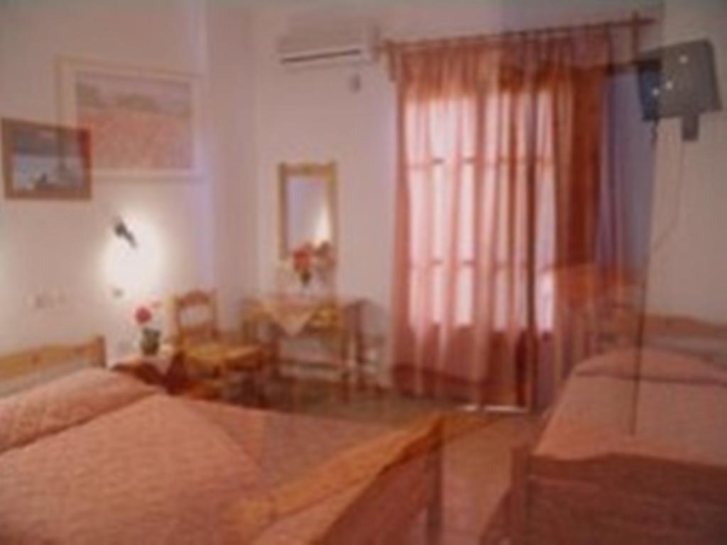 Guesthouse Christos Skopelos Town Phòng bức ảnh
